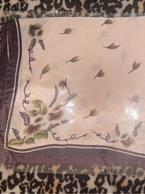 Floral Print Vintage-Style Square Scarf in Soft Pink and Purple